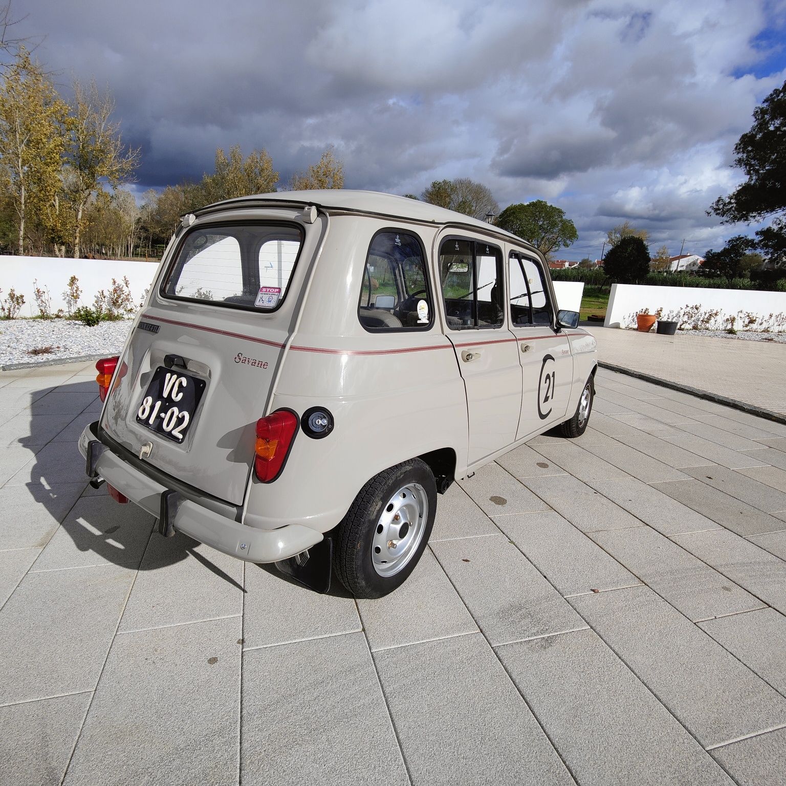 Renault 4L Savane