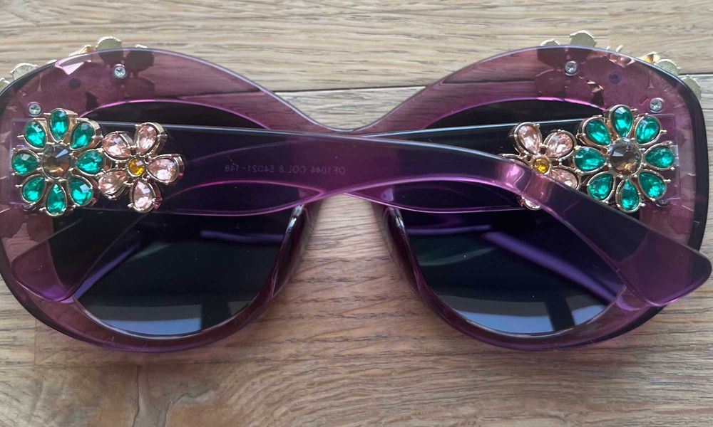 Солнцезащитные очки