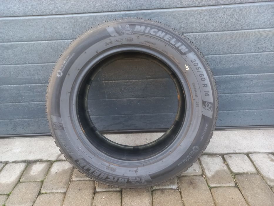 Opony zimowe Michelin 205/60/16 92T