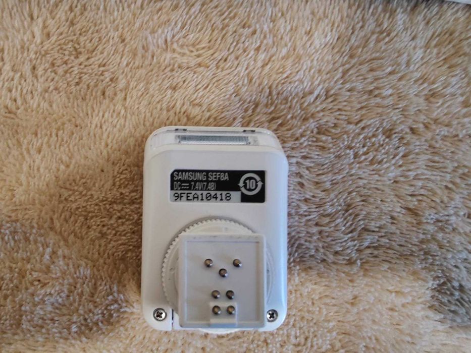 Càmara digital Samsung mirrorless Samsung NX 3000 com alguns extras