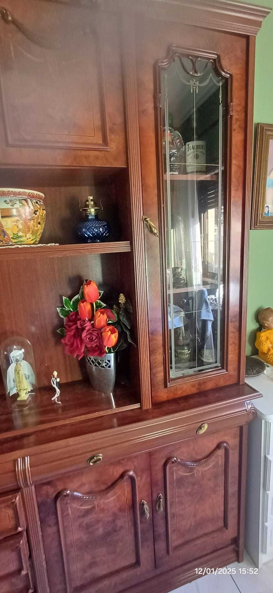 Móvel de Sala/ Louceiro