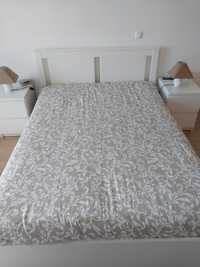 Cama Casal 140×200cm + estrado