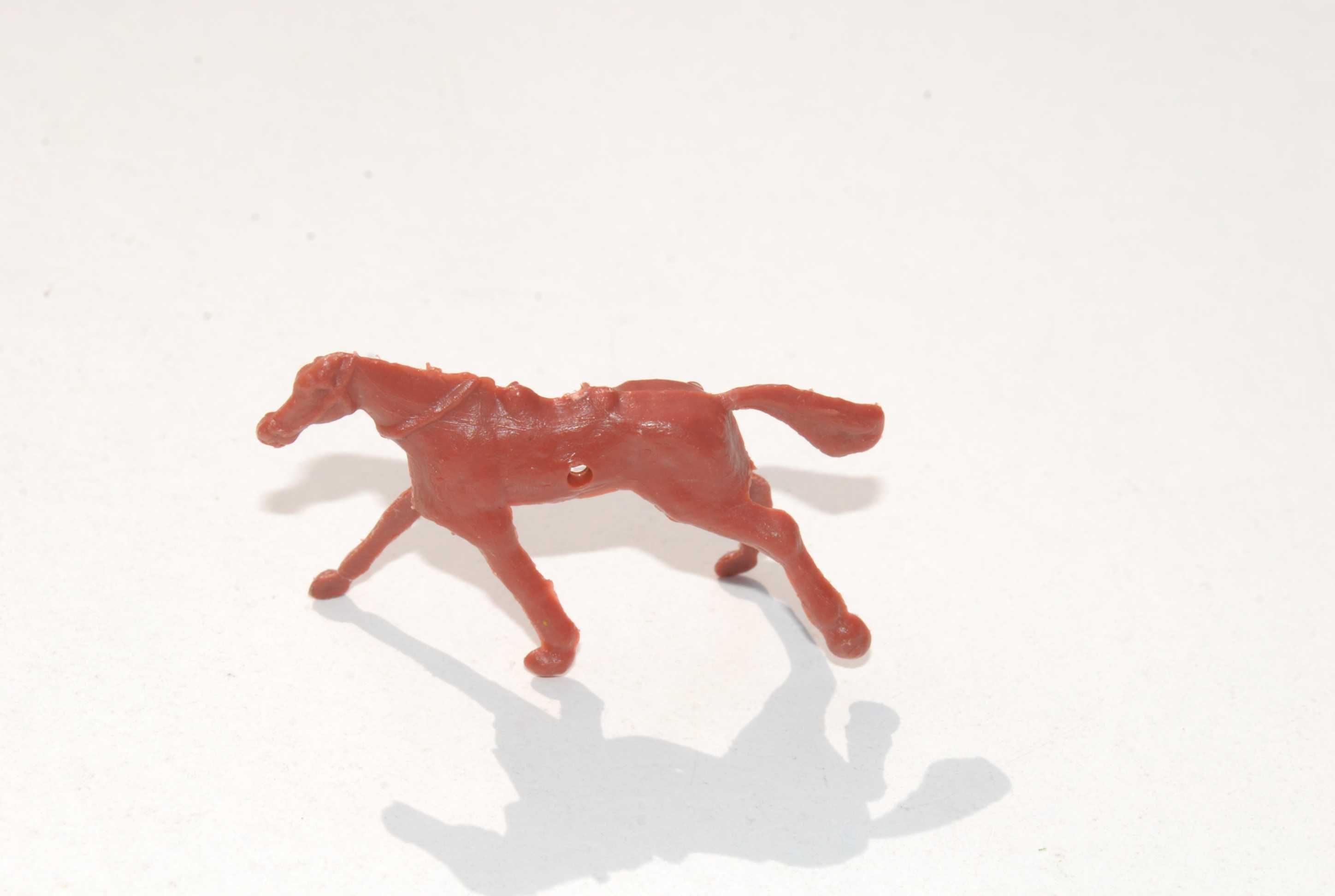 Stara figurka żołnierzyk koń konik antyk zabytek