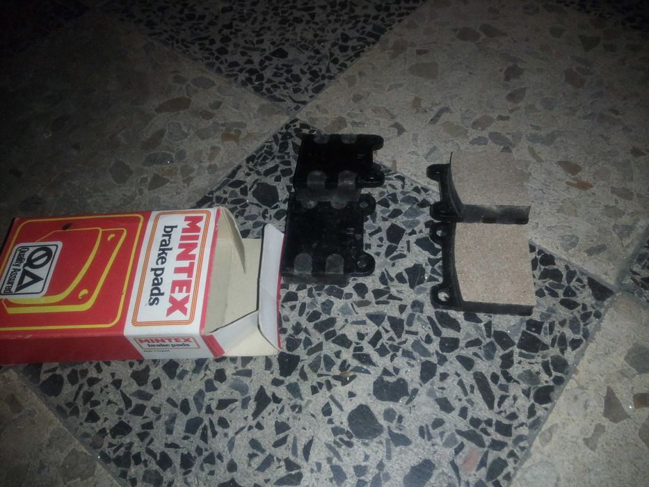 Material  Morris Austin mini