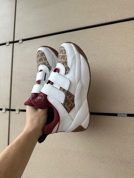 Michael Kors кросівки сліпони снікерси