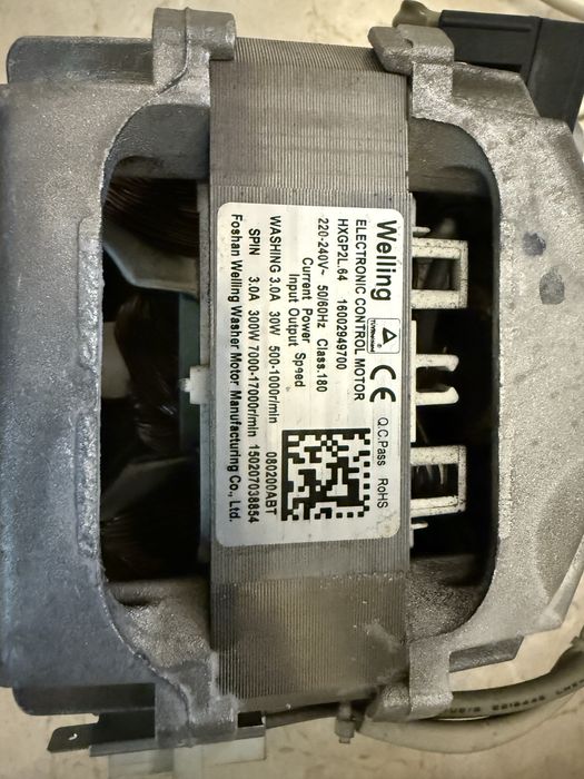 Indesit wisn821 по запчастинам , все що на фото