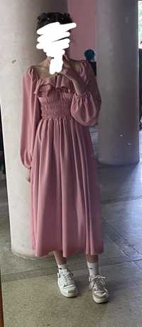 Рожева модна сукня
