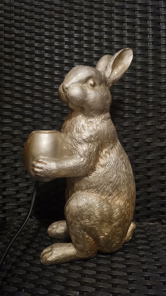 Piękna lampka królik