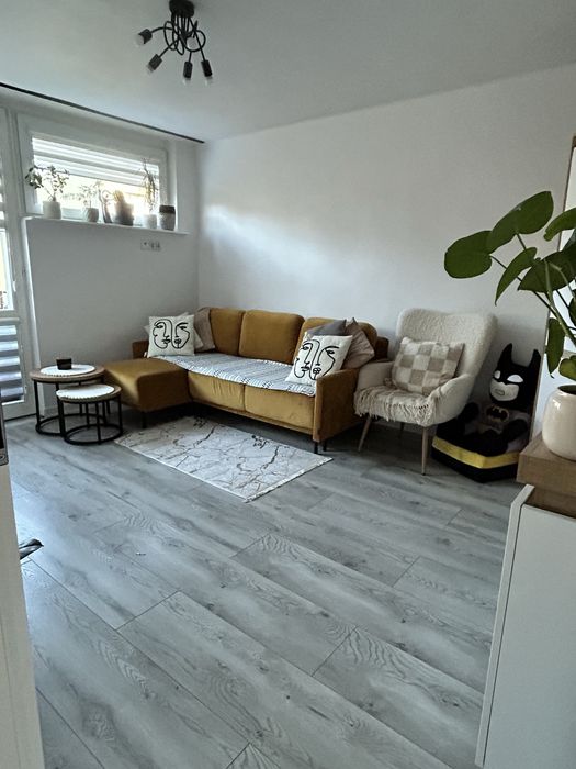 Zadbane mieszkanie po remoncie 2 pokoje balkon-Centrum Miasta