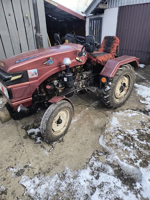 Продам трактор Сінтай 220