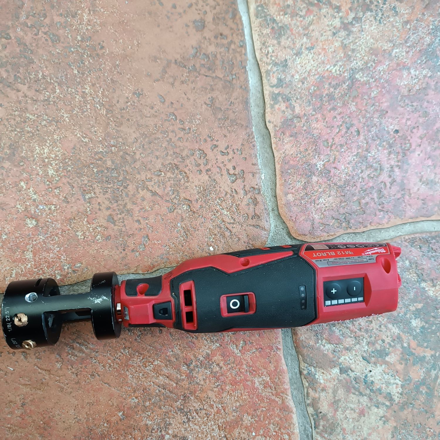 Гравер Milwaukee m12 BLROT