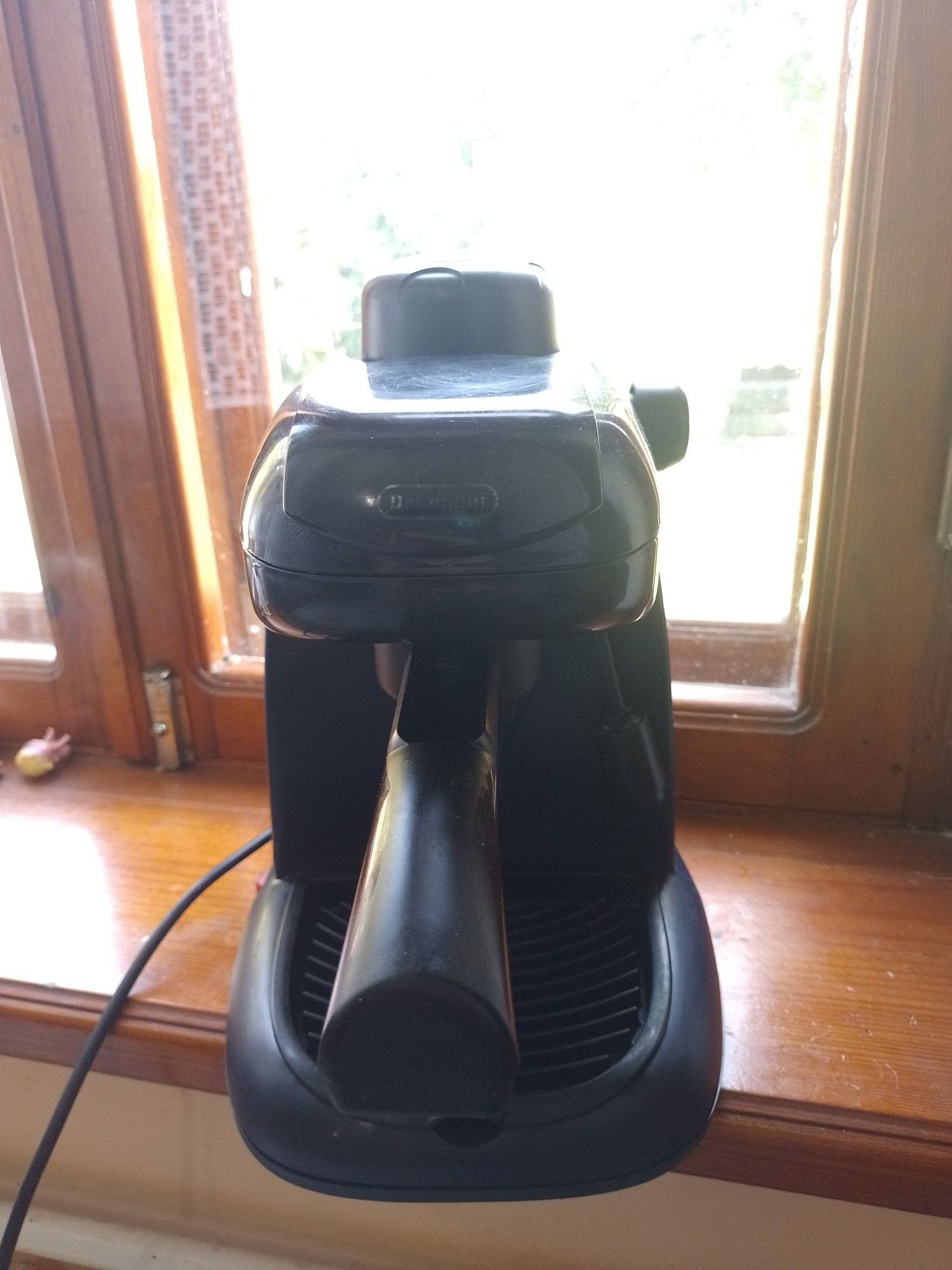 Кавоварка delonghi