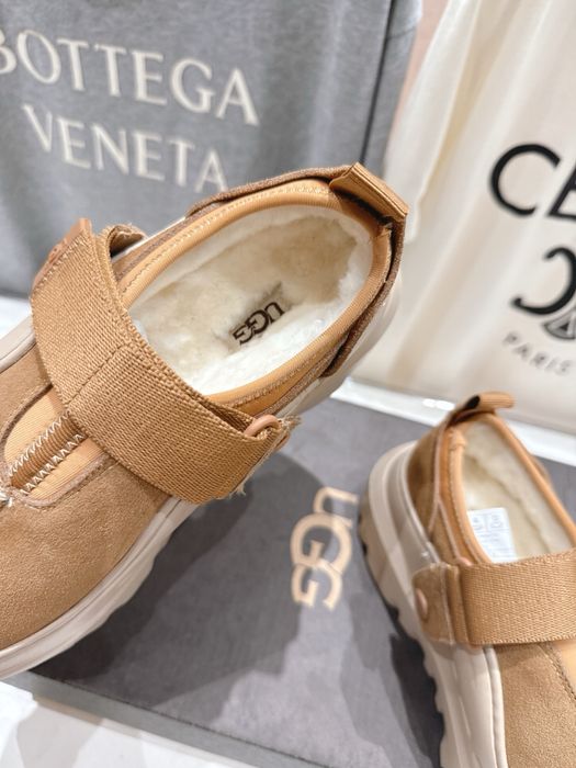 UGG, утеплені кросівки-мокасини, замша, колір карамель