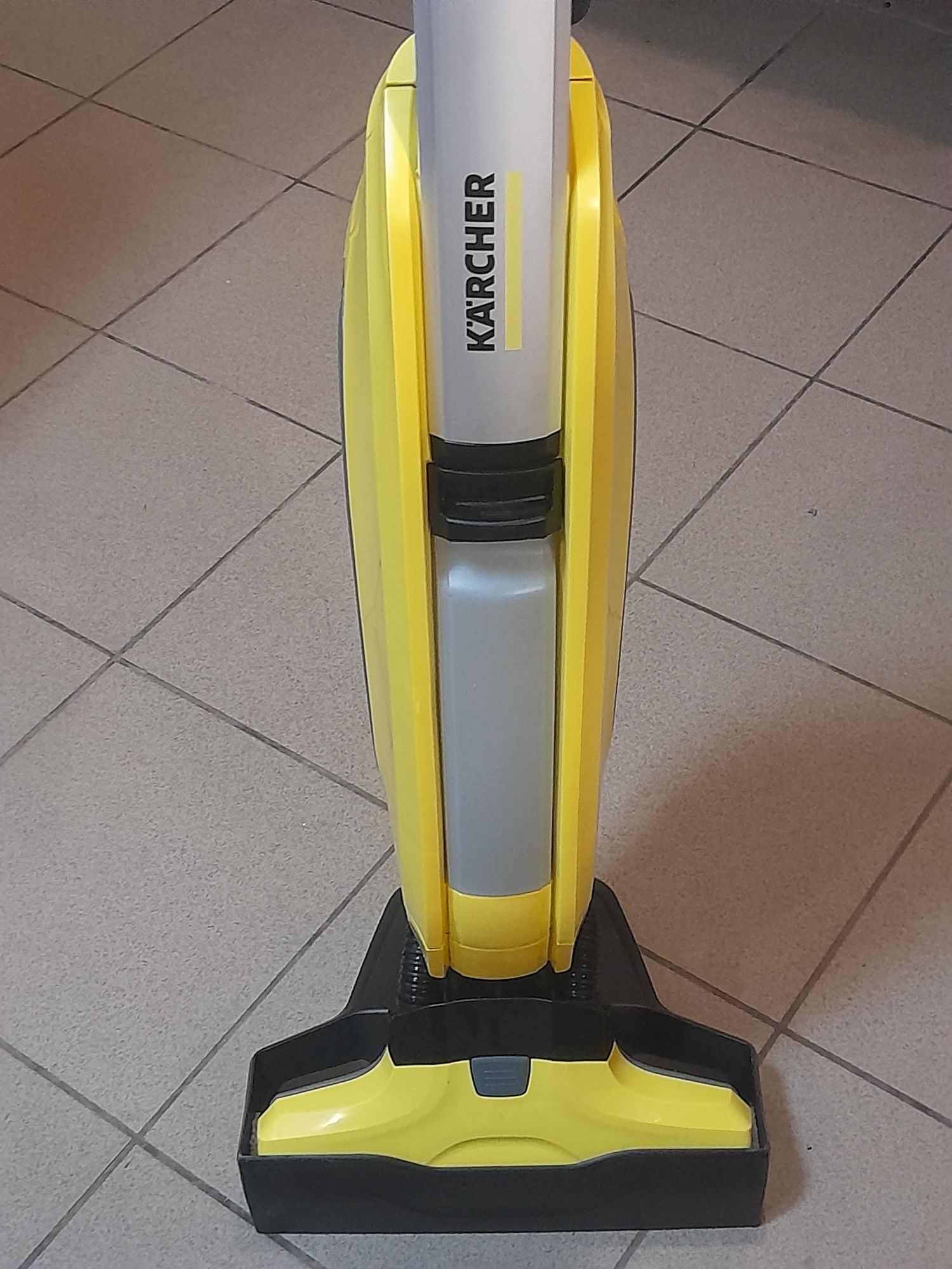 Миючий пилесос *Karcher FC-5*