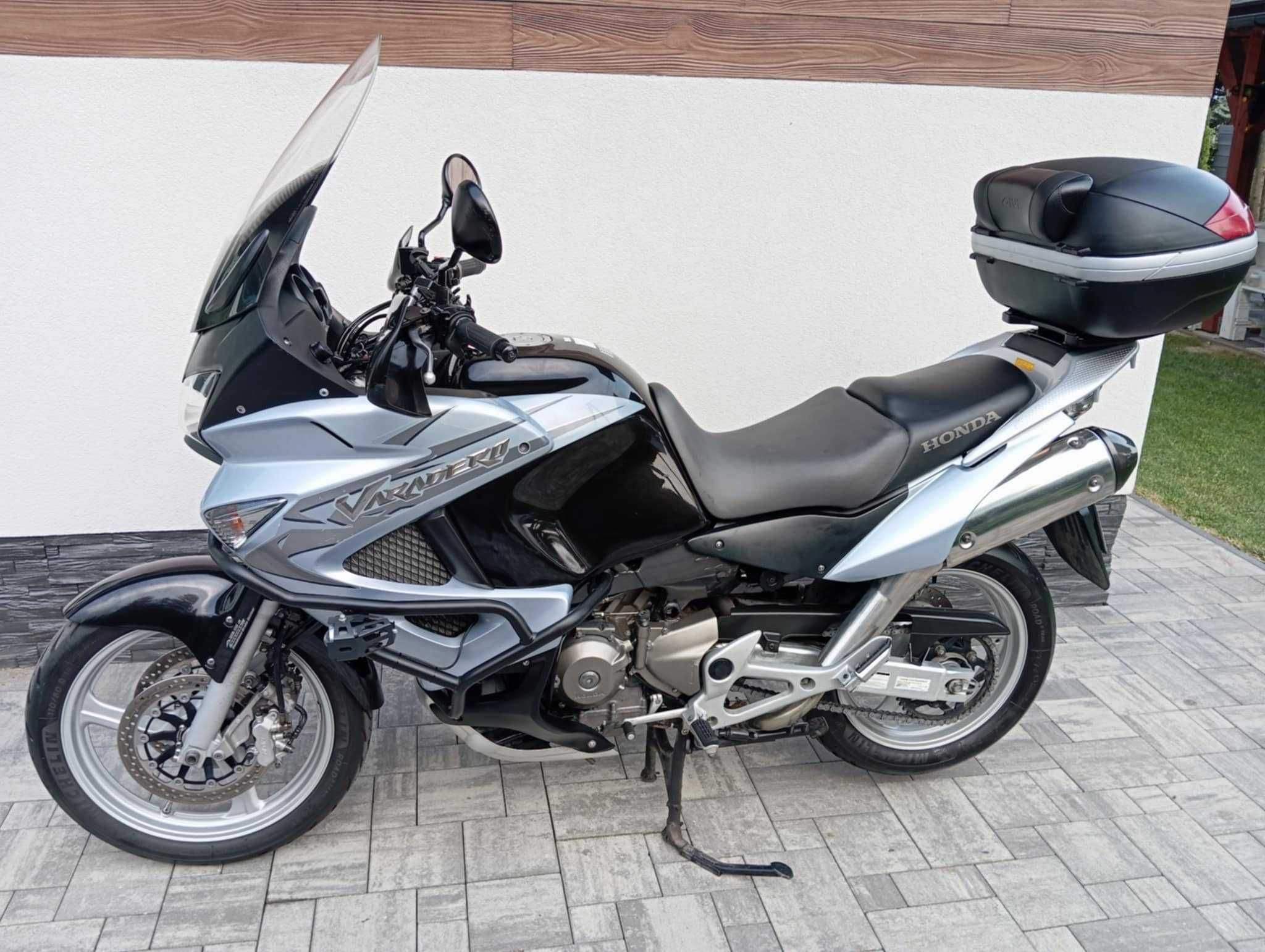 Honda Varadero XL 1000 SD02 2007r. Oryginał, Dodatki Zarejestrowana