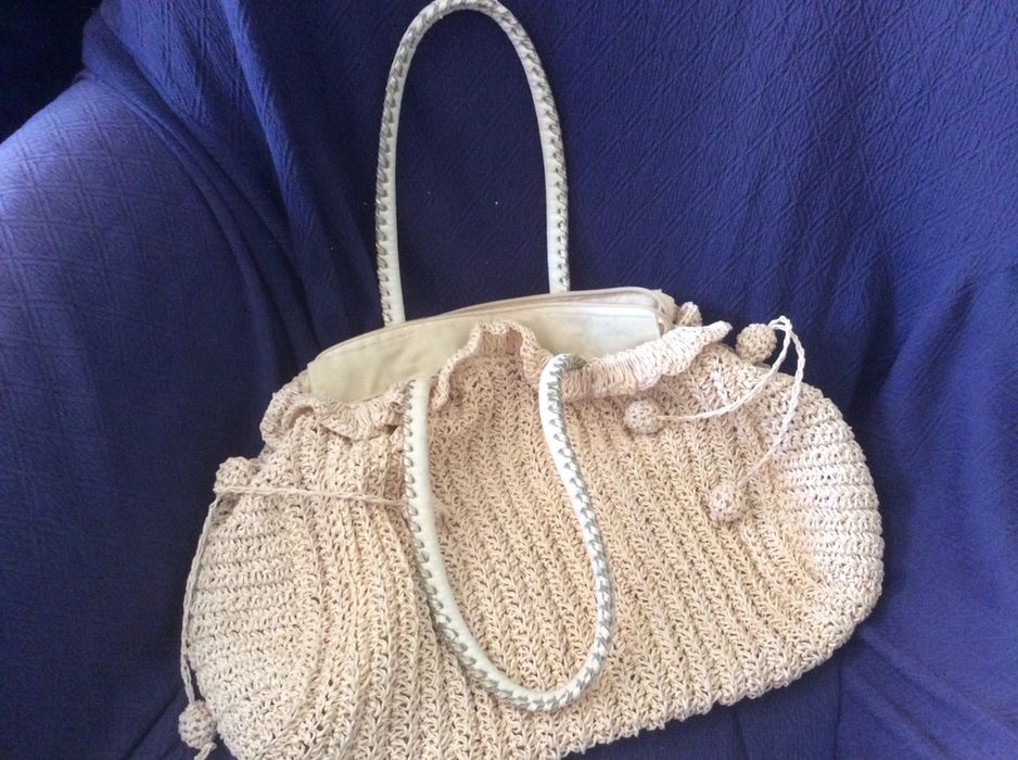 Vendo saco de praia em ráfia