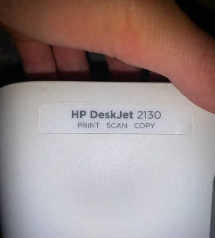 Цветной принтер HP DeskJet 2130