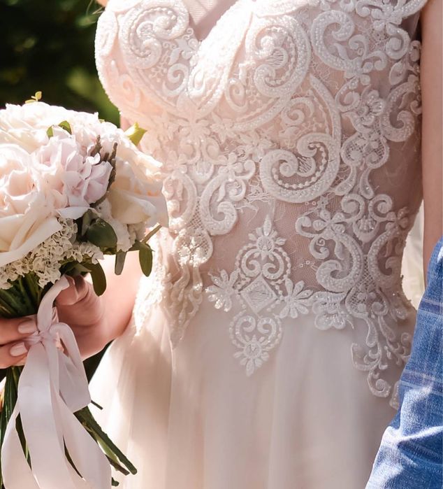 Сукня айворі весільна