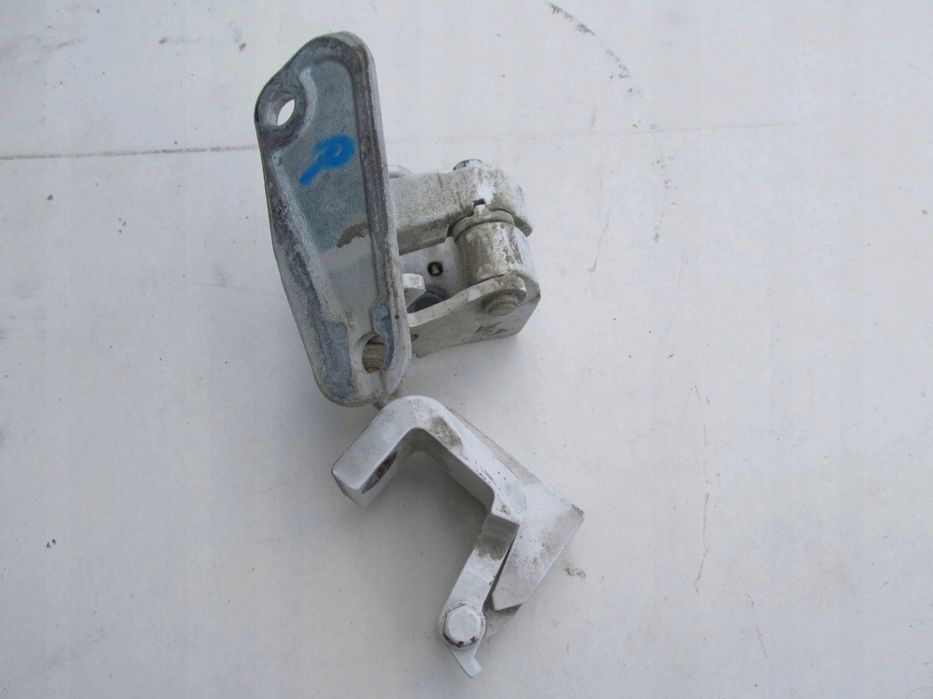 VW T5 LIFT zawias górny drzwi prawy przód