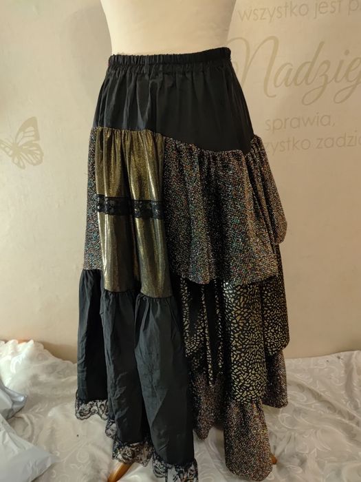 Strój przebranie piękna spódnica dworska wiktoriańska