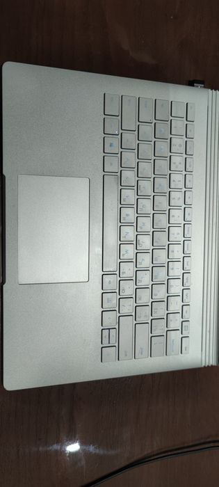 Продам Microsoft Surface Book