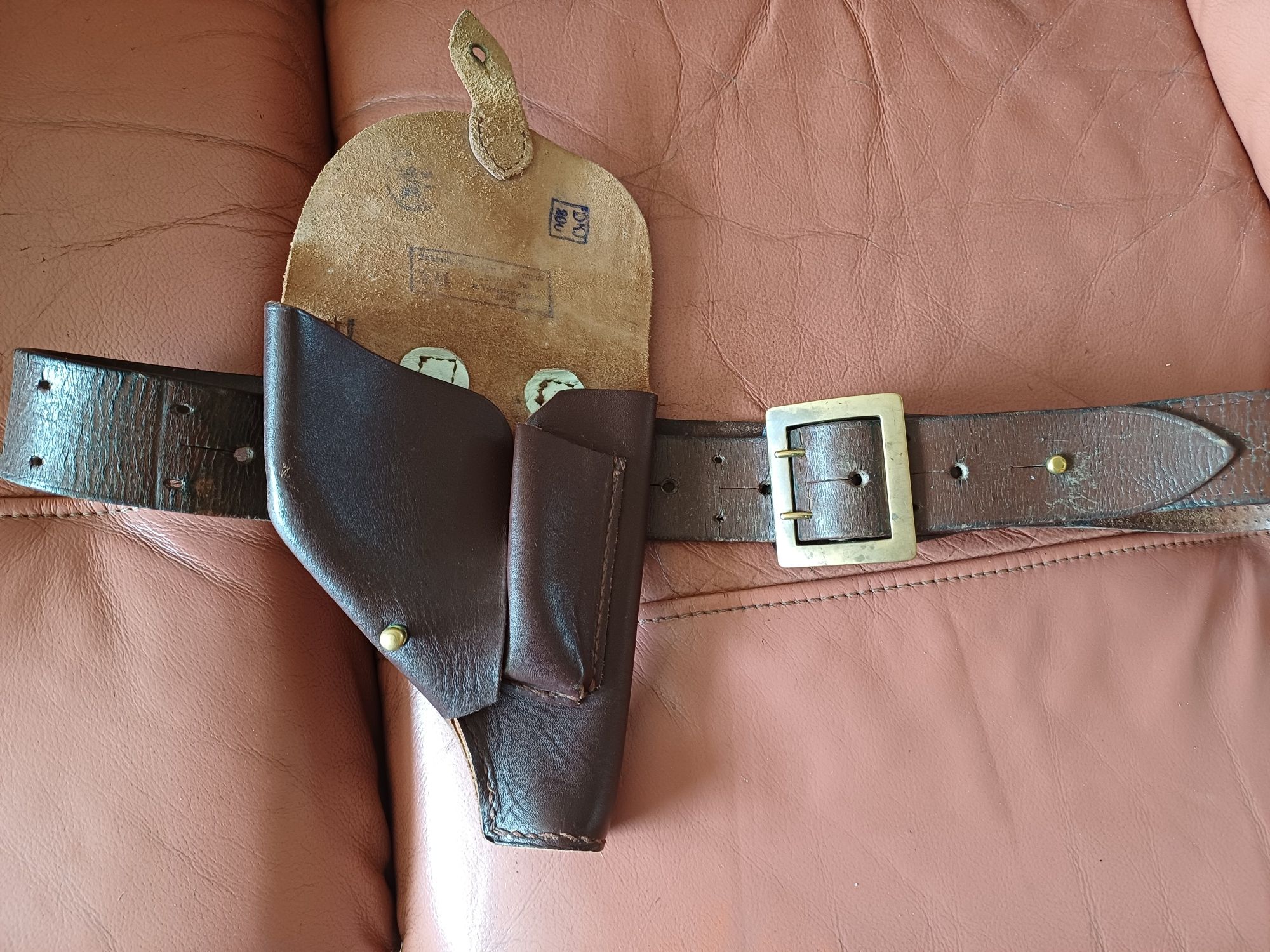 Pas oficerski PRL z kaburą dla kolekcjonera dł. 130cm.