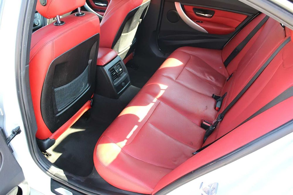 BMW 328i      2015