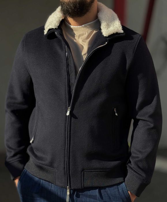 Чоловічі брендові куртки Kiton