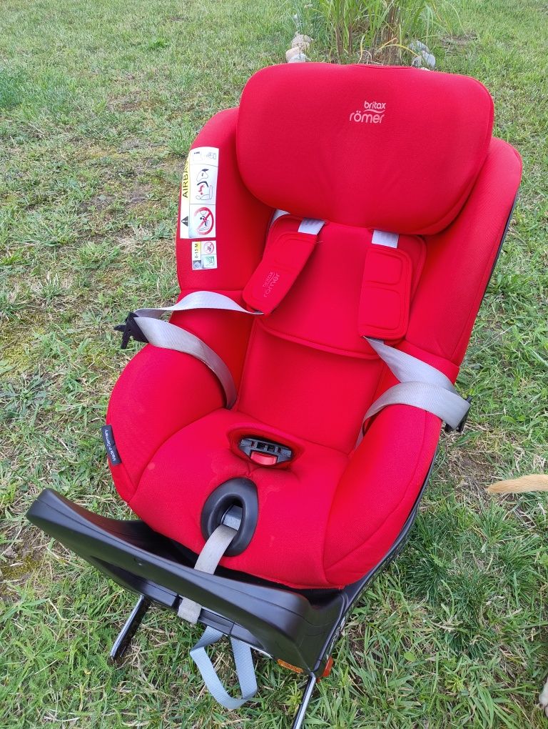 Fotelik obrotowy 9-18kg Britax Dualfix M i-size
