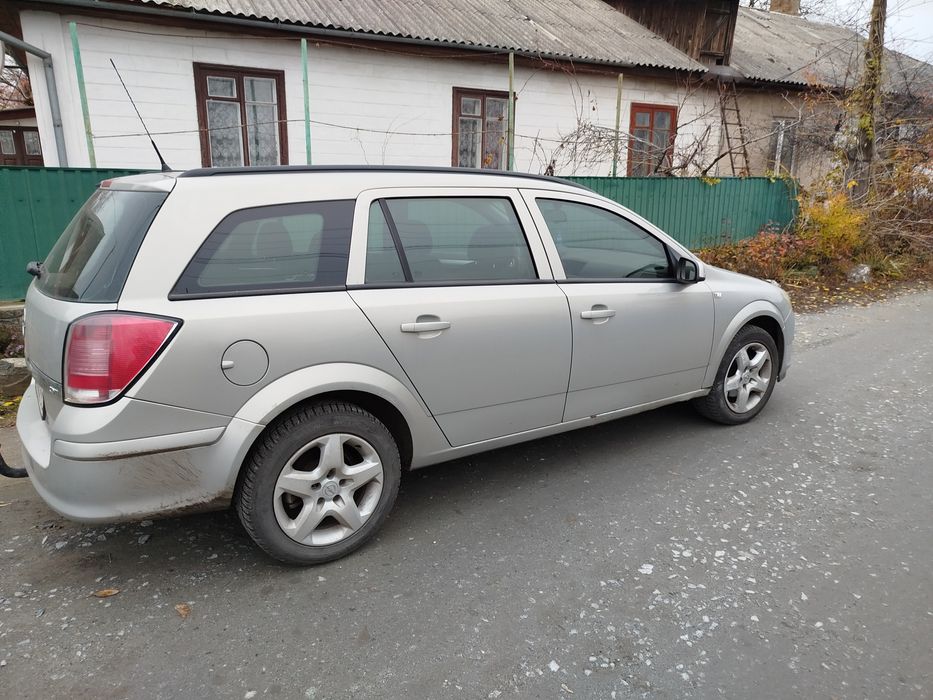 Продам астру 2006 рік