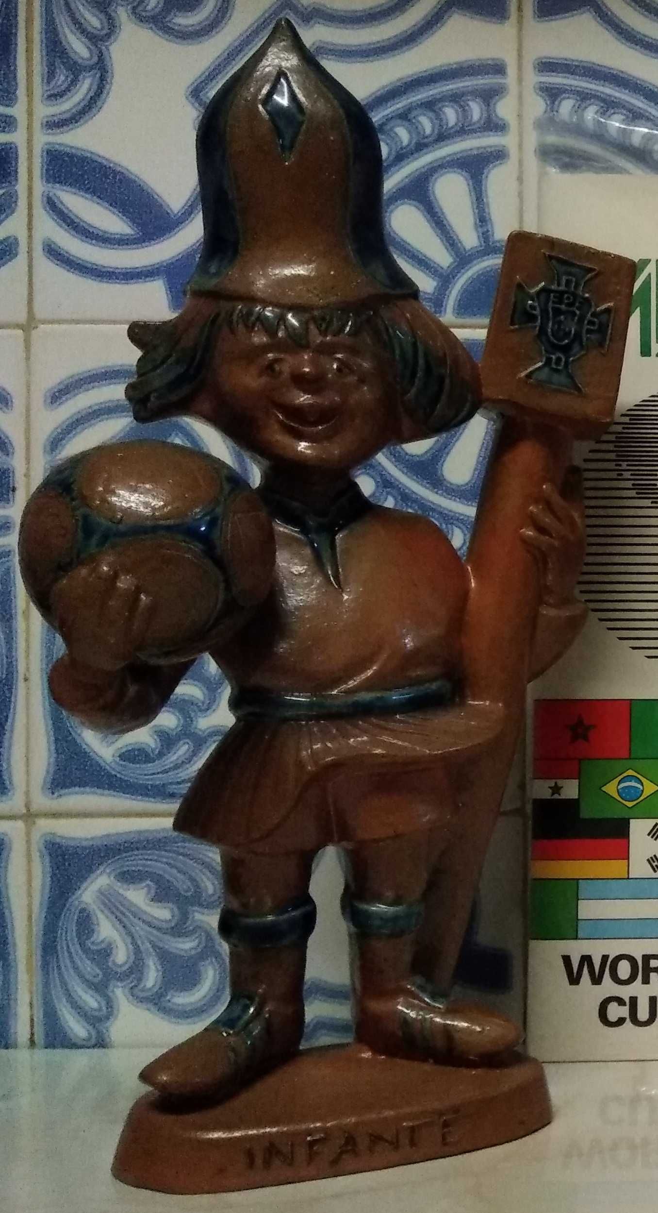 Infante (Mascote Mexico 86 - Faiança - Futebol - Portuguese Mascot)