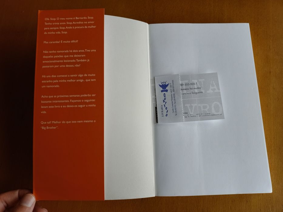 Livro " Homens há muitos" de Francisco Salgueiro