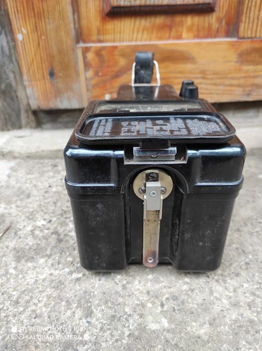 Мегаометр для измерения сопротивления