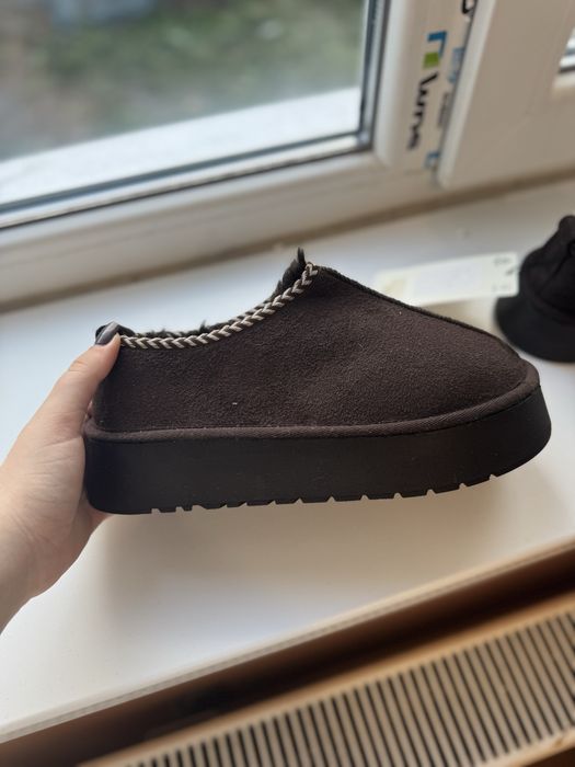 Теплі укорочені уггі,нові