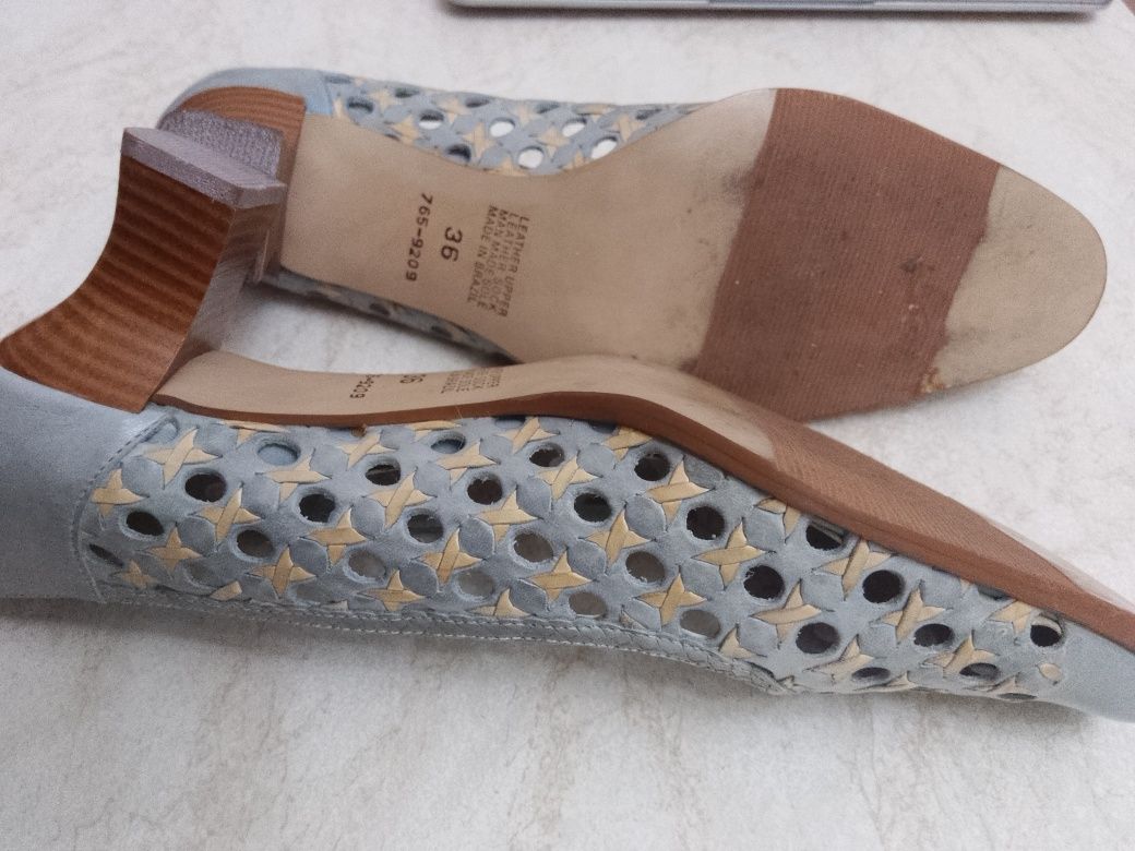 Летние кожаные перфорированные  элегантные туфли . Цена 800 гривен