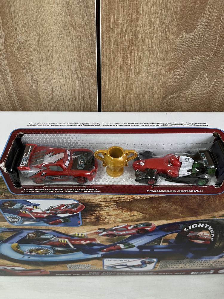 Трек Тачки блискавка макквін Lightning McQueen & Francesco Bernoulli