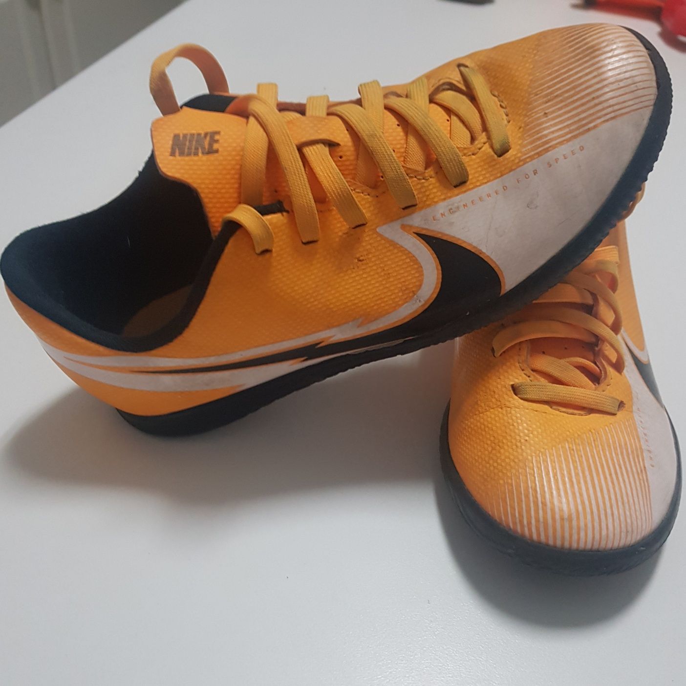 Tennis Nike futsal criança