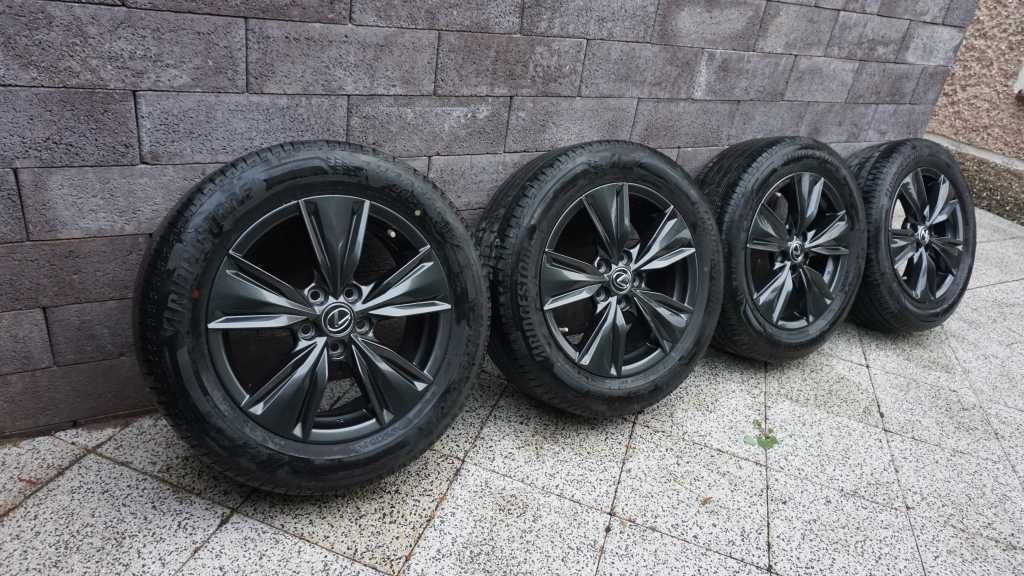 Koła Lexus UX 215/60 R17