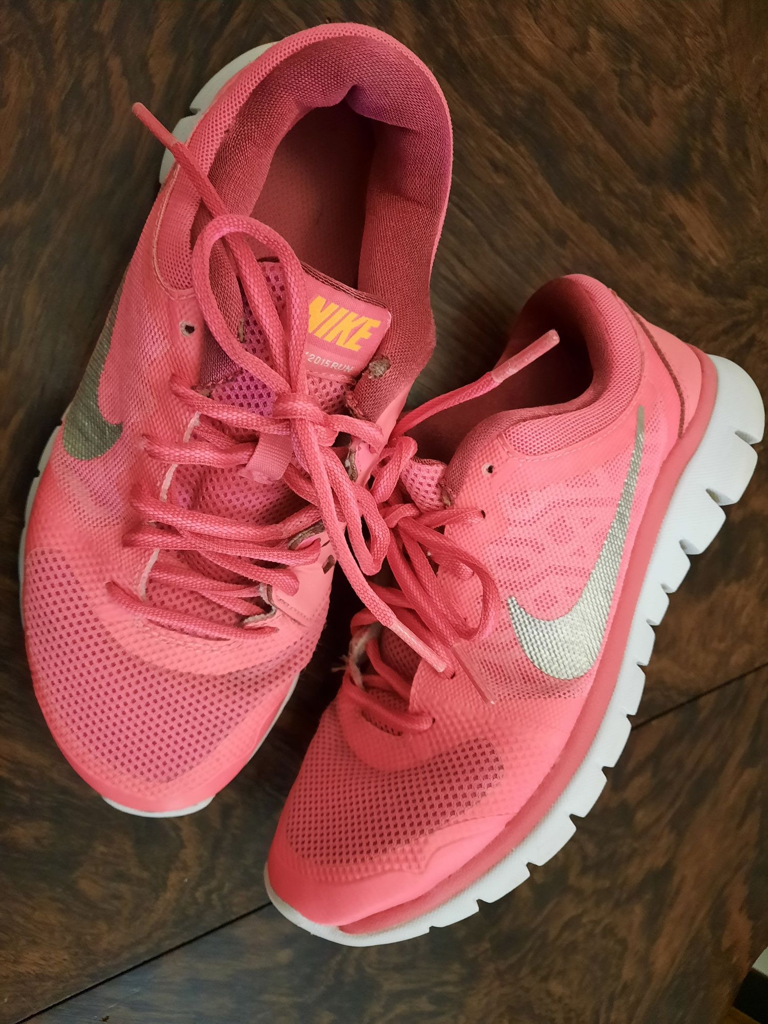 Buty sportowe Nike,rozm.36,5