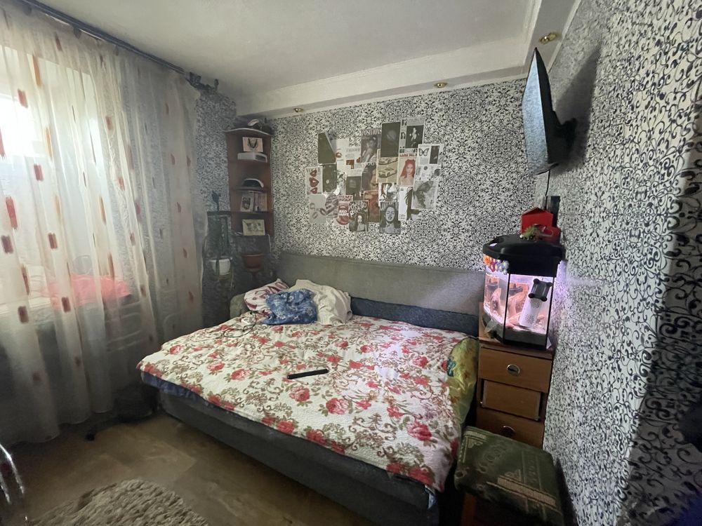 Продам 3-к квартиру в центрі міста