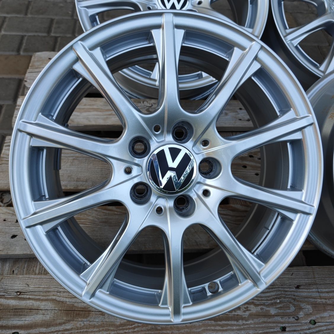 5x112 VW Jetta •Passat B6 B7•B8•Golf Audi A4 W205 W204 W 212 Диски