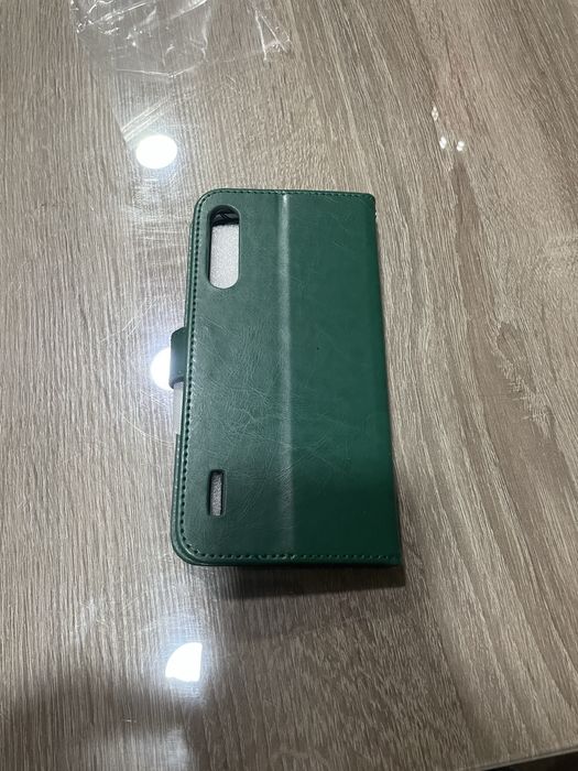 Пррдам новий чохол книжкою на телефон Xiaomi A3 Lite