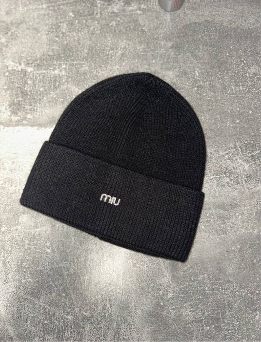 Шапка Miu Miu жіноча тепла