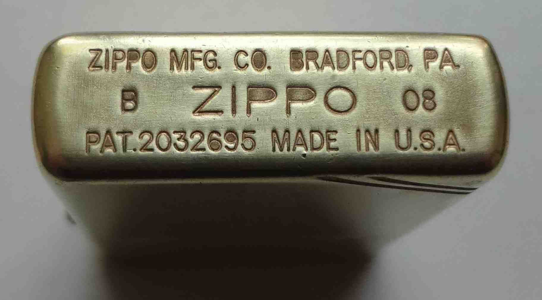 Зажигалка Zippo MFG Co Bradford PA USA желтая