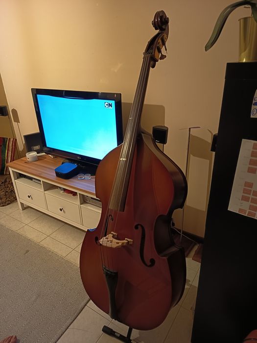 Contrabaixo Cremona SB 2  1\2 intermédio.