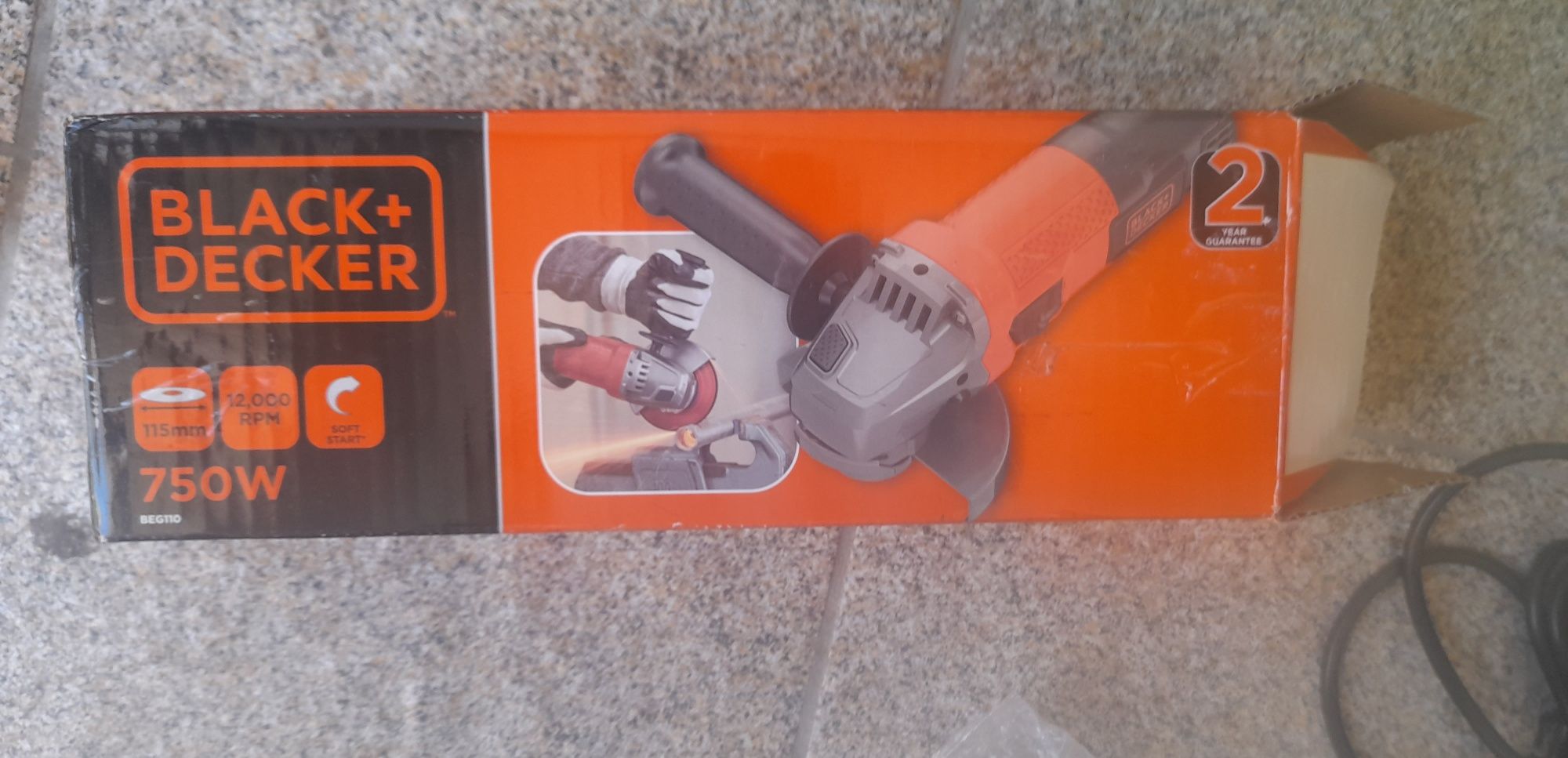 Rebarbadora Black Decker 750w