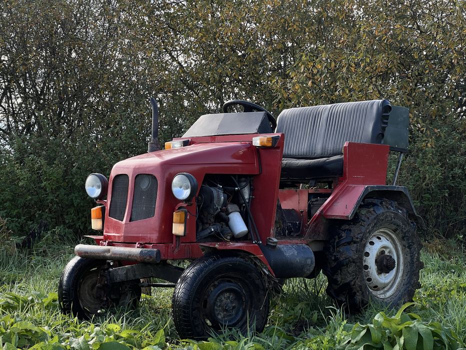 Продам хороший , потужний  економний трактор