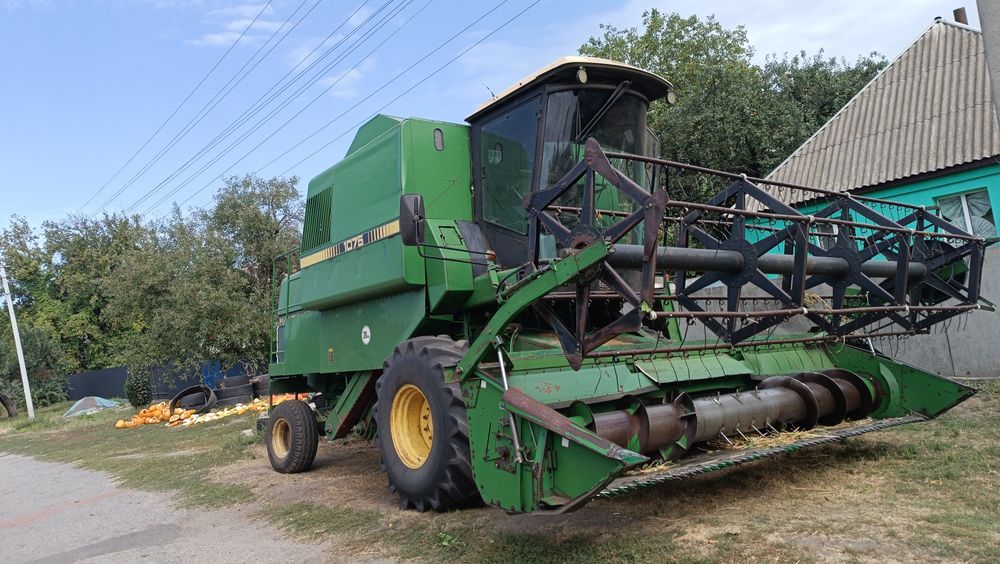 Продам комбайн john deere