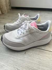Оригінальні дитячі кросівки adidas Run 70s J 'White Bliss Pink'
