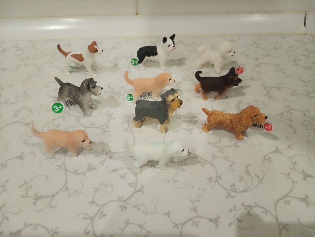 Адвент календарі Schleich та собаки